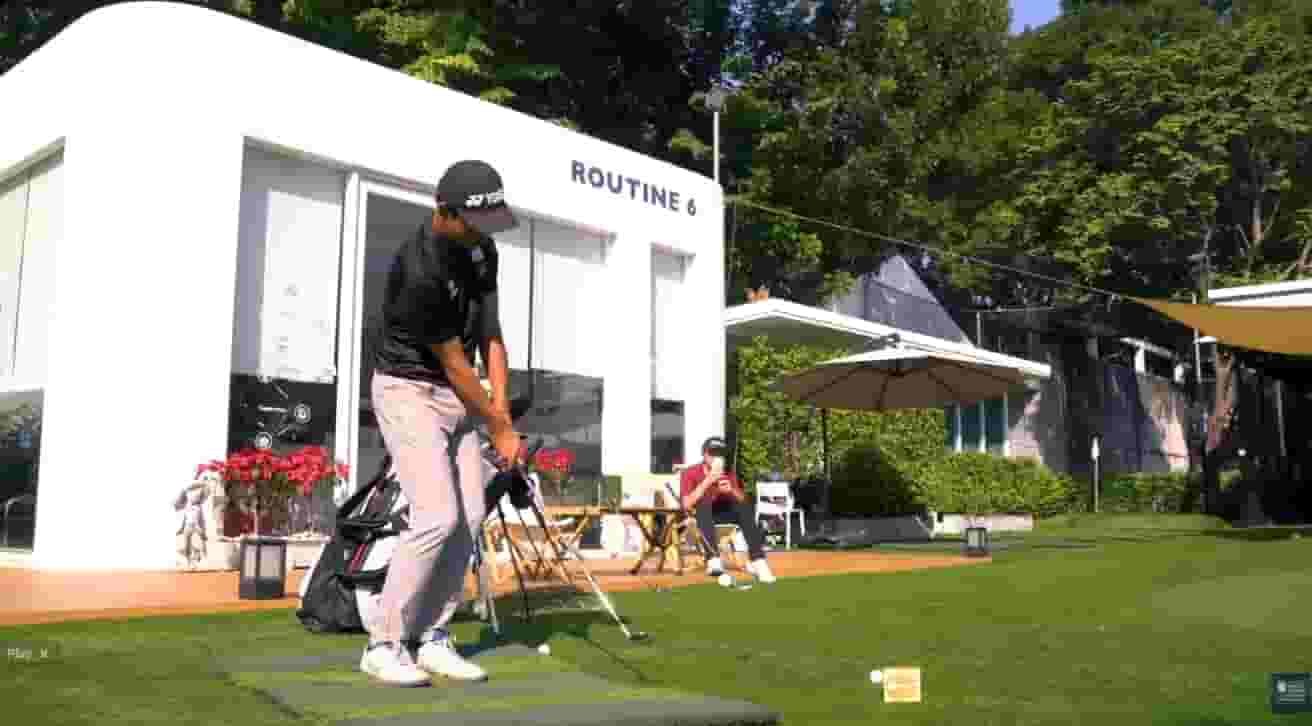 นำชมโชว์รูมของเรา Routine Golf Center By About Grass